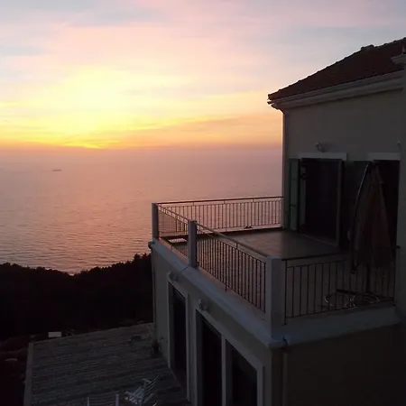Porto Katsiki Blu Apartment Athánion